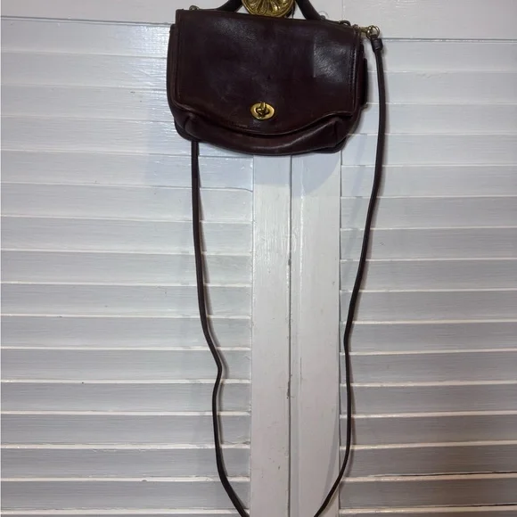 Vintage Coach Court Bag 9924 Brown Glove Tanned Leather Brass Turnlock Crossbody - Picture 2 of 5